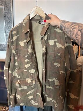 Women’s Vintage Camo Jacket - Green Camo